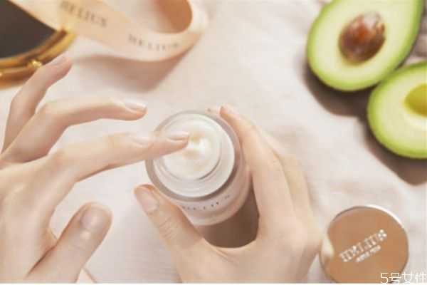赫丽尔斯面霜怎么样?赫丽尔斯属于什么档次 赫丽尔斯面霜怎么样?赫丽尔斯属于什么档次