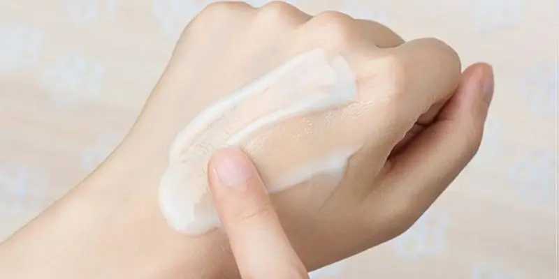 男士可以用面霜吗 男士可以用面霜吗