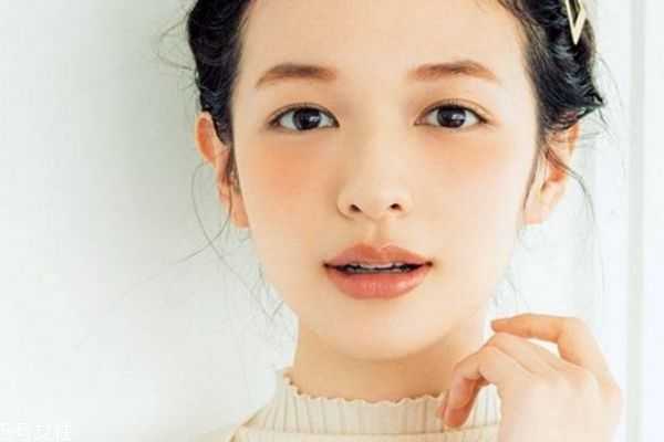 化妆的正确步骤是什么？正确的上妆步骤是怎样的