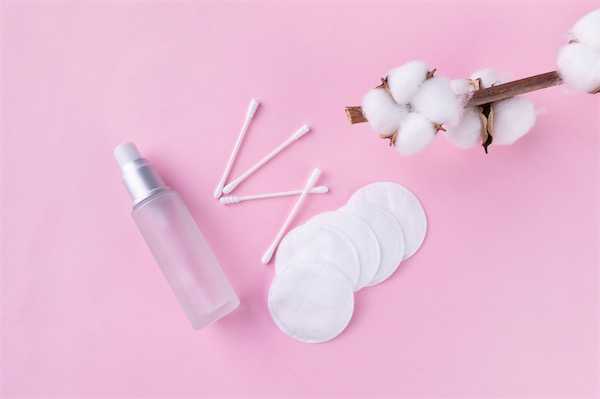 粉底液和卸妆液先用哪个 粉底液和卸妆液先用哪个