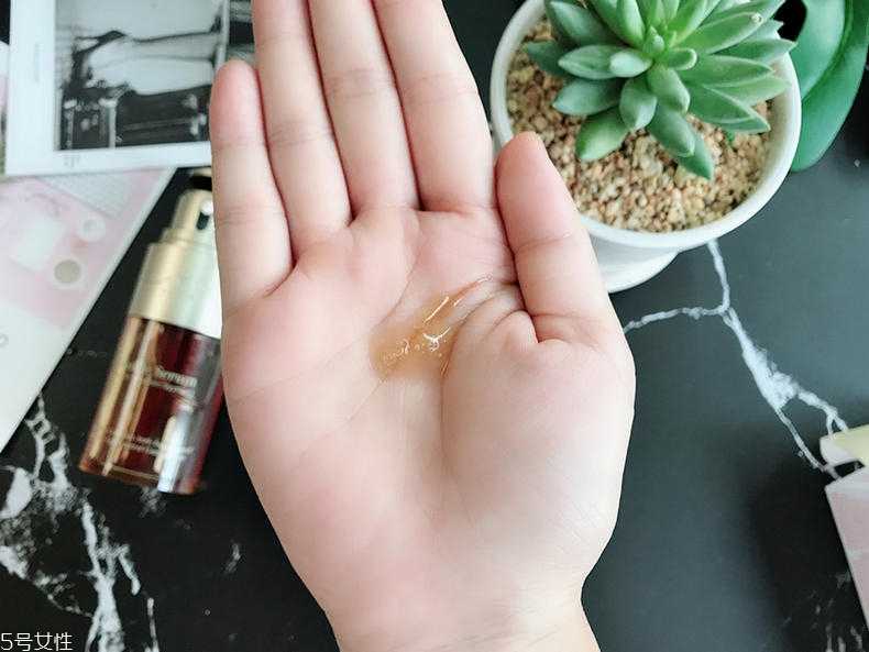 娇韵诗黄金双瓶真的有效果吗 用上十年都不用换