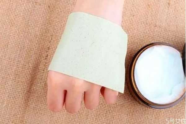 为什么吸油纸不会烧起来？吸油纸用粗糙面还是光滑面