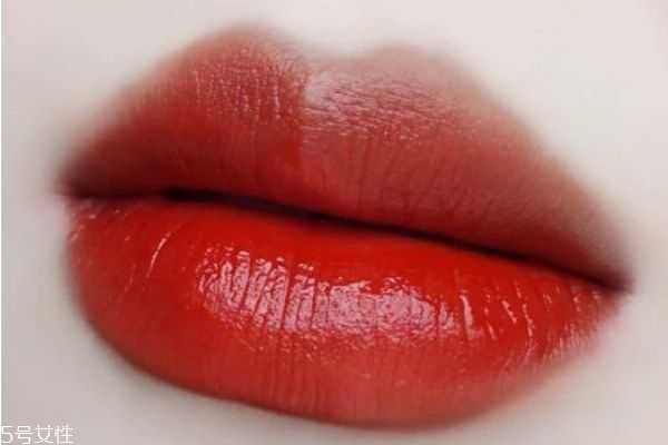 哪些口红想要疯狂安利给别人?日常必备的人气口红 哪些口红想要疯狂安利给别人?日常必备的人气口红
