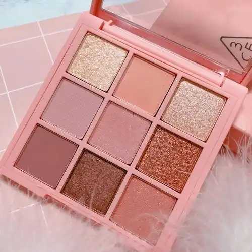 眼影可以直接上皮肤吗