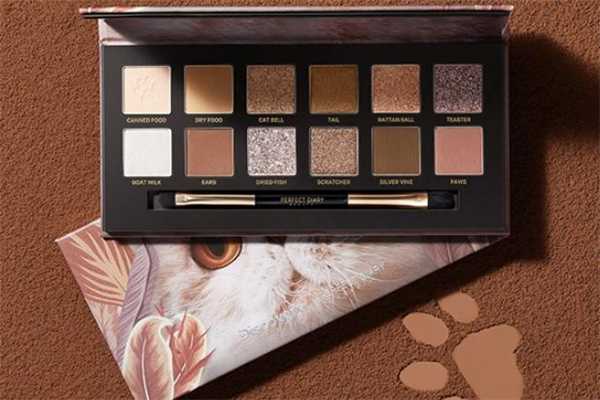 完美日记小猫盘怎么搭配 完美日记小猫盘怎么搭配