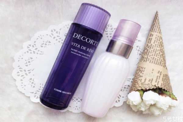 先乳后水的牌子有哪些？先乳后水原理