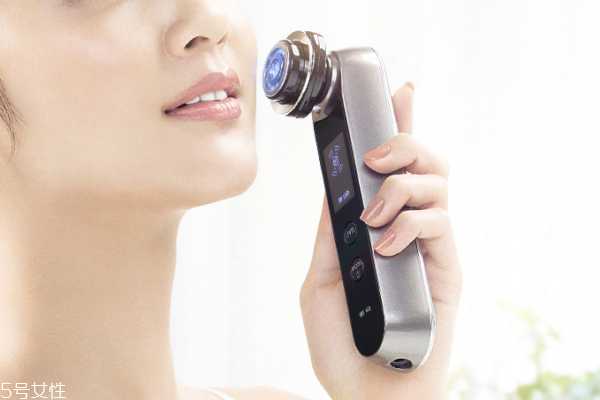 led光疗美容仪什么原理