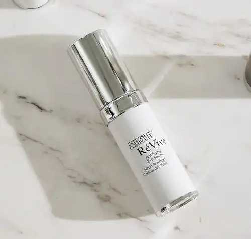 眼部精华能否去除眼周的色素沉着