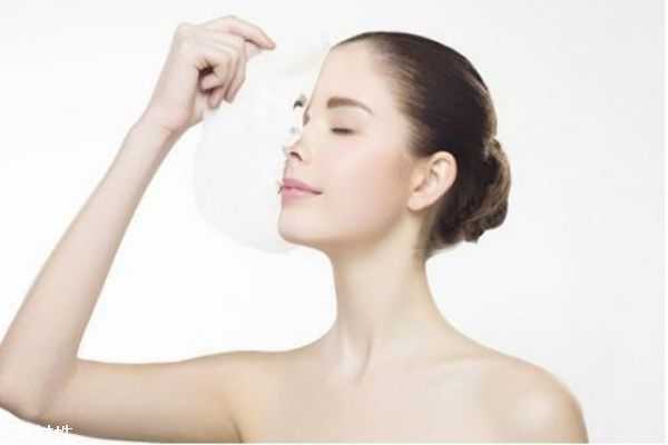 面膜可以放热水里泡吗