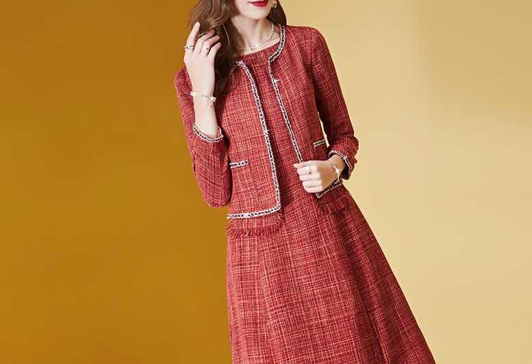 小香风套装怎么搭配？小香风套装衣服怎么穿