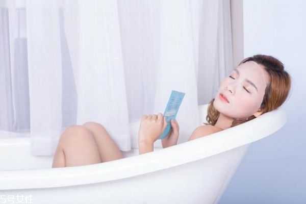 面膜可以放热水里泡吗