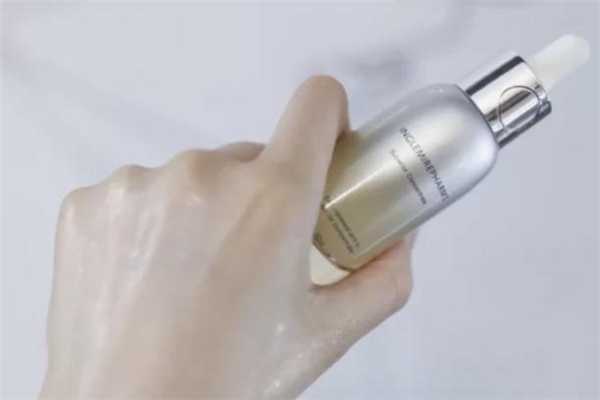 英树鎏光瓶一瓶能用多久 英树鎏光瓶适合什么肤质