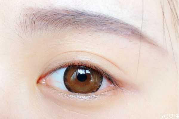 美瞳是买有度数的还是没有度数的好？美瞳怎么买度数