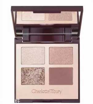 眼影打底色什么颜色显白显年轻？