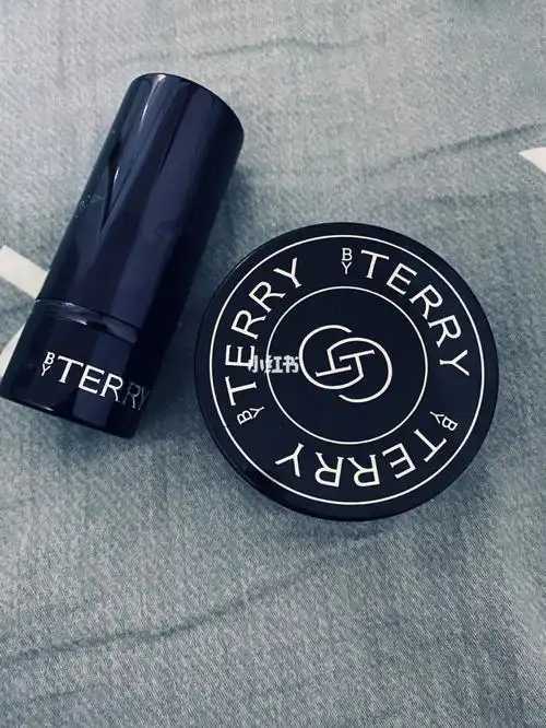 蜜粉有控油效果吗 蜜粉有控油效果吗