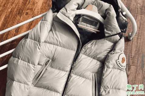 90白鹅绒和90白鸭绒哪个好?白鸭绒和白鹅绒味道难闻吗 90白鹅绒和90白鸭绒哪个好?白鸭绒和白鹅绒味道难闻吗