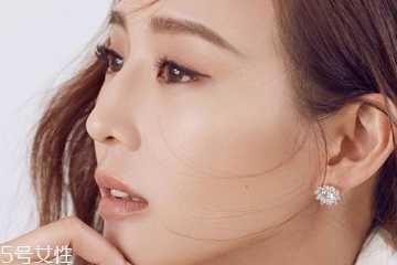 皮肤黑适合什么眉笔？这些颜色最适合你