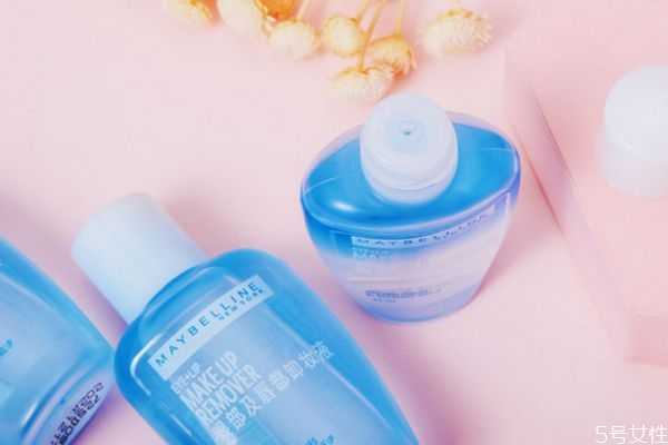 美宝莲眼唇卸妆液需要乳化吗？美宝莲眼唇卸要摇匀吗