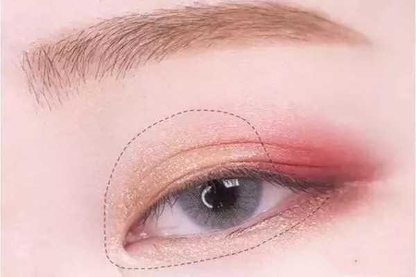 珠光眼影怎么卸?卸珠光眼影的方法 珠光眼影怎么卸?卸珠光眼影的方法