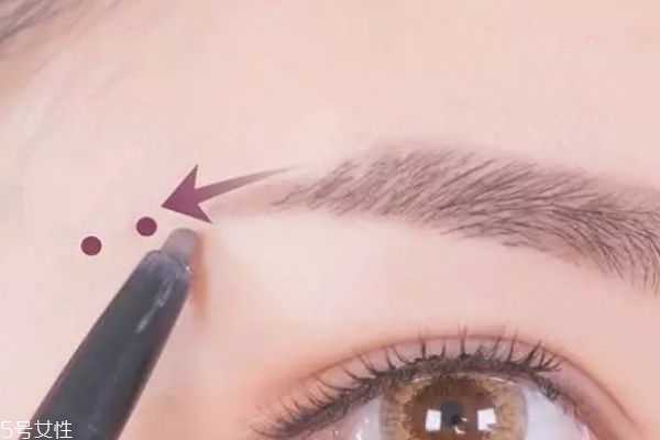 勾月眉怎么画 勾月眉的画法