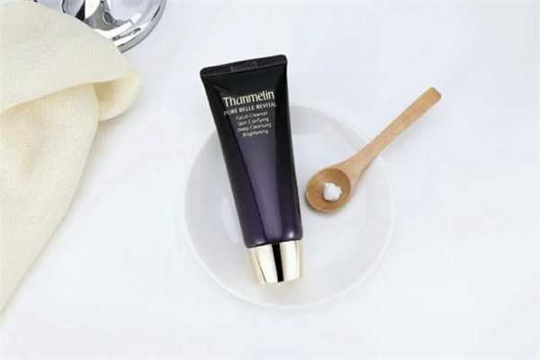 梵蜜琳洗面奶是氨基酸的吗?梵蜜琳洗面奶孕妇可以用吗 梵蜜琳洗面奶是氨基酸的吗?梵蜜琳洗面奶孕妇可以用吗