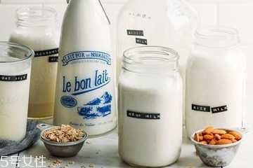 下巴痘痘怎么消除