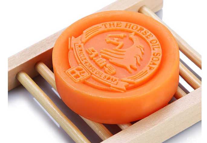 马油皂可以去黑头粉刺吗?马油皂怎么去黑头粉刺 马油皂可以去黑头粉刺吗?马油皂怎么去黑头粉刺