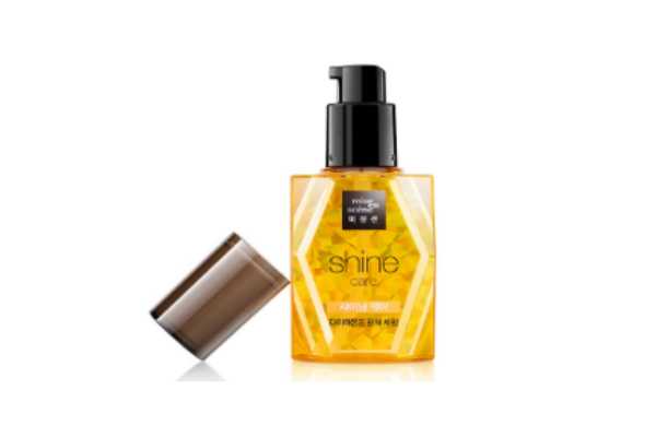 油头可以用护发精油吗 精油护发的错误做法 油头可以用护发精油吗 精油护发的错误做法