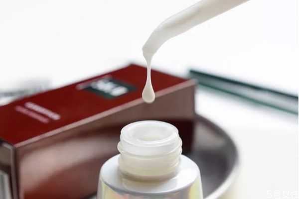 sk2小灯泡怎么辨别真假?sk2小灯泡会有副作用吗 sk2小灯泡怎么辨别真假?sk2小灯泡会有副作用吗