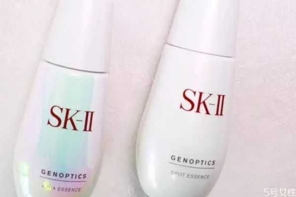 sk2小灯泡和小银瓶有什么区别? sk2小灯泡和小银瓶有什么区别?