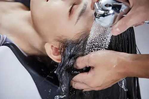 怎样判断洗发水是否变质