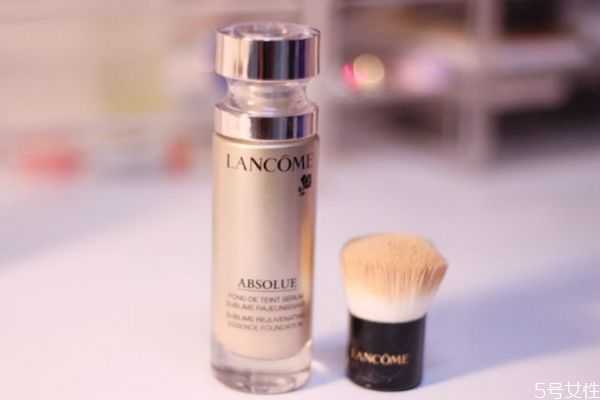 粉底液干了怎么补救?粉底液干了怎么办 粉底液干了怎么补救?粉底液干了怎么办