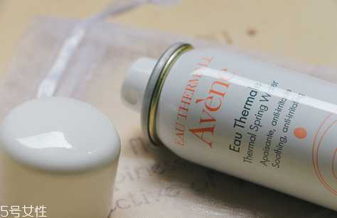 雅漾喷雾有什么功效