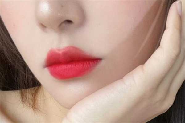 兰蔻505和196哪个好看 兰蔻505和196哪个好看