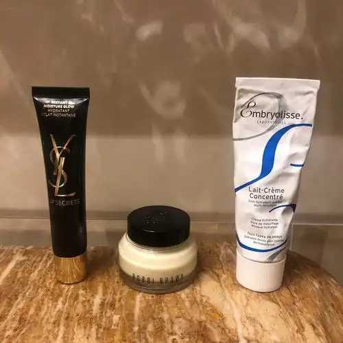 妆前乳会脱妆吗