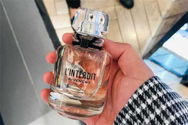 纪梵希心无禁忌香水好闻吗?纪梵希心无禁忌香水味道 纪梵希心无禁忌香水好闻吗?纪梵希心无禁忌香水味道