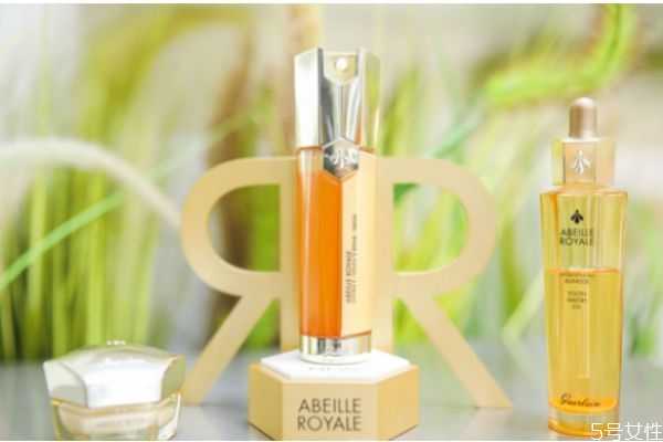 娇兰双管精华如何按压？娇兰双管精华使用方法