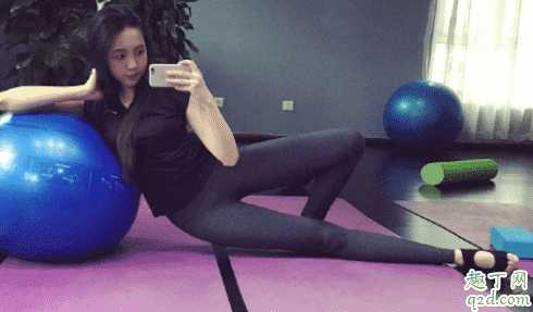 健身房健身一定要穿紧身裤吗 健身紧身裤里面穿什么内裤