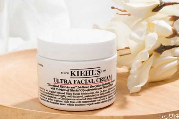 科颜氏高保湿面霜好臭怎么回事？科颜氏高保湿面霜味道