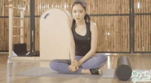 健身房健身一定要穿紧身裤吗 健身紧身裤里面穿什么内裤