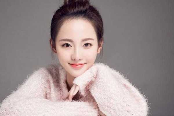 娇韵诗美白精华白天能用吗 娇韵诗美白精华白天能用吗