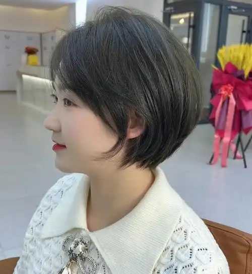 发胶对头发有伤害吗 发胶对头发有伤害吗