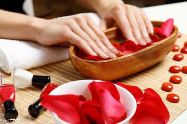 秋季手部护理怎么做