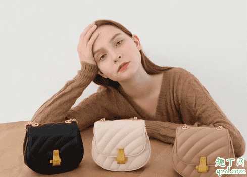 小mk包包是国产吗?小mk包包是哪个国家的品牌 小mk包包是国产吗?小mk包包是哪个国家的品牌