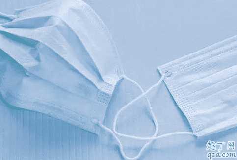 口罩买蓝色的好还是白色的好 白色口罩和蓝色口罩的区别2