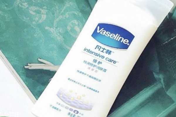 冬天身上起皮怎么办