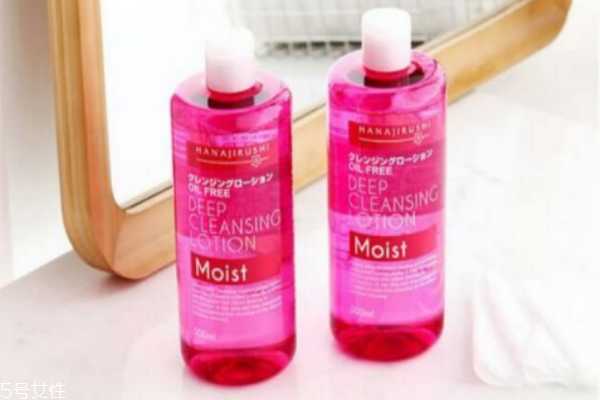 皮肤油用什么卸妆产品 油性皮肤用这些卸妆产品好