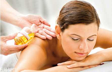 孕妇可以用精油按摩吗？孕妇适合用的精油