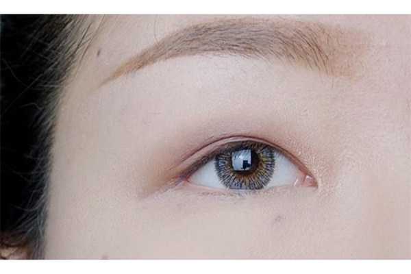 内双肿泡眼怎么化妆好看?内双肿泡眼化妆步骤 内双肿泡眼怎么化妆好看?内双肿泡眼化妆步骤