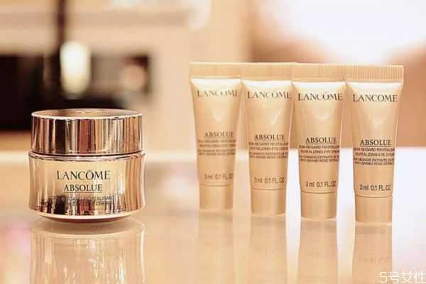 兰蔻菁纯眼霜适合油皮吗?兰蔻菁纯眼霜适合敏感肌吗 兰蔻菁纯眼霜适合油皮吗?兰蔻菁纯眼霜适合敏感肌吗